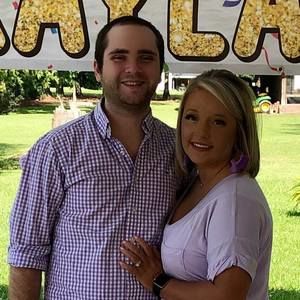 Meet your Posher, Kayla